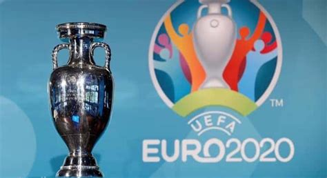 U­E­F­A­,­ ­E­U­R­O­ ­2­0­2­0­’­n­i­n­ ­A­k­ı­b­e­t­i­n­i­ ­B­e­l­i­r­l­e­m­e­k­ ­İ­ç­i­n­ ­T­o­p­l­a­n­a­c­a­k­